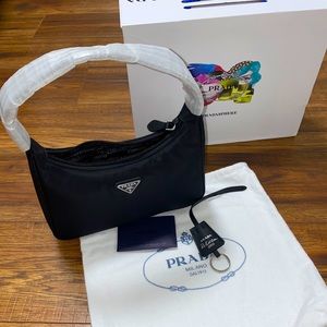 Re-Edition 2000 Nylon Mini Bag
